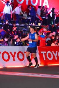 BIB: 14034
                            <button type="button" onclick="openModal(21644854)" class="btn btn-primary btn-sm float-right btn-popup" data-toggle="modal" data-target=".modal-high-quality">
                        <i class="fas fa-shopping-cart"></i> Add to Cart
                    </button>
                                            <button type="button" onclick="isThisMe(21644854, true)" class="btn btn-success btn-sm float-right btn-popup btn-isme hidden" data-toggle="tooltip" data-placement="bottom" title="นี่คือรูปของคุณใช่ไหม คลิกที่นี่เพื่อเอาเข้าอัลบั้ม">
                        <i class="fas fa-plus"></i> Add to album
                    </button>
                    <button type="button" onclick="isThisMe(21644854, false)" class="btn btn-warning btn-sm float-right btn-popup btn-isnotme hidden">
                        <i class="fas fa-ban"></i> Remove from album
                    </button>