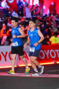 BIB: 77443, 43455
                            <button type="button" onclick="openModal(21639142)" class="btn btn-primary btn-sm float-right btn-popup" data-toggle="modal" data-target=".modal-high-quality">
                        <i class="fas fa-shopping-cart"></i> Add to Cart
                    </button>
                                            <button type="button" onclick="isThisMe(21639142, true)" class="btn btn-success btn-sm float-right btn-popup btn-isme hidden" data-toggle="tooltip" data-placement="bottom" title="นี่คือรูปของคุณใช่ไหม คลิกที่นี่เพื่อเอาเข้าอัลบั้ม">
                        <i class="fas fa-plus"></i> Add to album
                    </button>
                    <button type="button" onclick="isThisMe(21639142, false)" class="btn btn-warning btn-sm float-right btn-popup btn-isnotme hidden">
                        <i class="fas fa-ban"></i> Remove from album
                    </button>