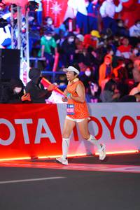 BIB: 6538
                            <button type="button" onclick="openModal(21638030)" class="btn btn-primary btn-sm float-right btn-popup" data-toggle="modal" data-target=".modal-high-quality">
                        <i class="fas fa-shopping-cart"></i> Add to Cart
                    </button>
                                            <button type="button" onclick="isThisMe(21638030, true)" class="btn btn-success btn-sm float-right btn-popup btn-isme hidden" data-toggle="tooltip" data-placement="bottom" title="นี่คือรูปของคุณใช่ไหม คลิกที่นี่เพื่อเอาเข้าอัลบั้ม">
                        <i class="fas fa-plus"></i> Add to album
                    </button>
                    <button type="button" onclick="isThisMe(21638030, false)" class="btn btn-warning btn-sm float-right btn-popup btn-isnotme hidden">
                        <i class="fas fa-ban"></i> Remove from album
                    </button>