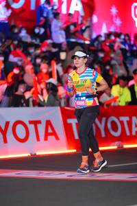 BIB: 45886
                            <button type="button" onclick="openModal(21639178)" class="btn btn-primary btn-sm float-right btn-popup" data-toggle="modal" data-target=".modal-high-quality">
                        <i class="fas fa-shopping-cart"></i> Add to Cart
                    </button>
                                            <button type="button" onclick="isThisMe(21639178, true)" class="btn btn-success btn-sm float-right btn-popup btn-isme hidden" data-toggle="tooltip" data-placement="bottom" title="นี่คือรูปของคุณใช่ไหม คลิกที่นี่เพื่อเอาเข้าอัลบั้ม">
                        <i class="fas fa-plus"></i> Add to album
                    </button>
                    <button type="button" onclick="isThisMe(21639178, false)" class="btn btn-warning btn-sm float-right btn-popup btn-isnotme hidden">
                        <i class="fas fa-ban"></i> Remove from album
                    </button>