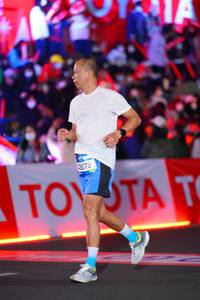 BIB: 3179
                            <button type="button" onclick="openModal(21640058)" class="btn btn-primary btn-sm float-right btn-popup" data-toggle="modal" data-target=".modal-high-quality">
                        <i class="fas fa-shopping-cart"></i> Add to Cart
                    </button>
                                            <button type="button" onclick="isThisMe(21640058, true)" class="btn btn-success btn-sm float-right btn-popup btn-isme hidden" data-toggle="tooltip" data-placement="bottom" title="นี่คือรูปของคุณใช่ไหม คลิกที่นี่เพื่อเอาเข้าอัลบั้ม">
                        <i class="fas fa-plus"></i> Add to album
                    </button>
                    <button type="button" onclick="isThisMe(21640058, false)" class="btn btn-warning btn-sm float-right btn-popup btn-isnotme hidden">
                        <i class="fas fa-ban"></i> Remove from album
                    </button>