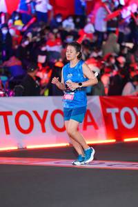 BIB: 16018
                            <button type="button" onclick="openModal(21641611)" class="btn btn-primary btn-sm float-right btn-popup" data-toggle="modal" data-target=".modal-high-quality">
                        <i class="fas fa-shopping-cart"></i> Add to Cart
                    </button>
                                            <button type="button" onclick="isThisMe(21641611, true)" class="btn btn-success btn-sm float-right btn-popup btn-isme hidden" data-toggle="tooltip" data-placement="bottom" title="นี่คือรูปของคุณใช่ไหม คลิกที่นี่เพื่อเอาเข้าอัลบั้ม">
                        <i class="fas fa-plus"></i> Add to album
                    </button>
                    <button type="button" onclick="isThisMe(21641611, false)" class="btn btn-warning btn-sm float-right btn-popup btn-isnotme hidden">
                        <i class="fas fa-ban"></i> Remove from album
                    </button>