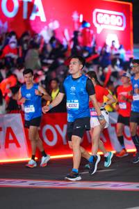 BIB: 4674, 43292, 1125
                            <button type="button" onclick="openModal(21643000)" class="btn btn-primary btn-sm float-right btn-popup" data-toggle="modal" data-target=".modal-high-quality">
                        <i class="fas fa-shopping-cart"></i> Add to Cart
                    </button>
                                            <button type="button" onclick="isThisMe(21643000, true)" class="btn btn-success btn-sm float-right btn-popup btn-isme hidden" data-toggle="tooltip" data-placement="bottom" title="นี่คือรูปของคุณใช่ไหม คลิกที่นี่เพื่อเอาเข้าอัลบั้ม">
                        <i class="fas fa-plus"></i> Add to album
                    </button>
                    <button type="button" onclick="isThisMe(21643000, false)" class="btn btn-warning btn-sm float-right btn-popup btn-isnotme hidden">
                        <i class="fas fa-ban"></i> Remove from album
                    </button>