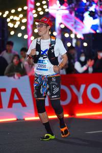 BIB: 43850
                            <button type="button" onclick="openModal(21642092)" class="btn btn-primary btn-sm float-right btn-popup" data-toggle="modal" data-target=".modal-high-quality">
                        <i class="fas fa-shopping-cart"></i> Add to Cart
                    </button>
                                            <button type="button" onclick="isThisMe(21642092, true)" class="btn btn-success btn-sm float-right btn-popup btn-isme hidden" data-toggle="tooltip" data-placement="bottom" title="นี่คือรูปของคุณใช่ไหม คลิกที่นี่เพื่อเอาเข้าอัลบั้ม">
                        <i class="fas fa-plus"></i> Add to album
                    </button>
                    <button type="button" onclick="isThisMe(21642092, false)" class="btn btn-warning btn-sm float-right btn-popup btn-isnotme hidden">
                        <i class="fas fa-ban"></i> Remove from album
                    </button>