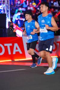 BIB: 43813, 41943
                            <button type="button" onclick="openModal(21642029)" class="btn btn-primary btn-sm float-right btn-popup" data-toggle="modal" data-target=".modal-high-quality">
                        <i class="fas fa-shopping-cart"></i> Add to Cart
                    </button>
                                            <button type="button" onclick="isThisMe(21642029, true)" class="btn btn-success btn-sm float-right btn-popup btn-isme hidden" data-toggle="tooltip" data-placement="bottom" title="นี่คือรูปของคุณใช่ไหม คลิกที่นี่เพื่อเอาเข้าอัลบั้ม">
                        <i class="fas fa-plus"></i> Add to album
                    </button>
                    <button type="button" onclick="isThisMe(21642029, false)" class="btn btn-warning btn-sm float-right btn-popup btn-isnotme hidden">
                        <i class="fas fa-ban"></i> Remove from album
                    </button>