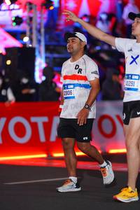 BIB: 2806, 41291
                            <button type="button" onclick="openModal(21645215)" class="btn btn-primary btn-sm float-right btn-popup" data-toggle="modal" data-target=".modal-high-quality">
                        <i class="fas fa-shopping-cart"></i> Add to Cart
                    </button>
                                            <button type="button" onclick="isThisMe(21645215, true)" class="btn btn-success btn-sm float-right btn-popup btn-isme hidden" data-toggle="tooltip" data-placement="bottom" title="นี่คือรูปของคุณใช่ไหม คลิกที่นี่เพื่อเอาเข้าอัลบั้ม">
                        <i class="fas fa-plus"></i> Add to album
                    </button>
                    <button type="button" onclick="isThisMe(21645215, false)" class="btn btn-warning btn-sm float-right btn-popup btn-isnotme hidden">
                        <i class="fas fa-ban"></i> Remove from album
                    </button>