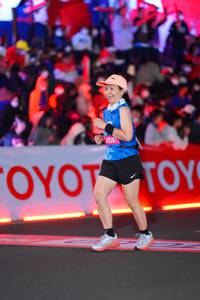 BIB: 15341
                            <button type="button" onclick="openModal(21637899)" class="btn btn-primary btn-sm float-right btn-popup" data-toggle="modal" data-target=".modal-high-quality">
                        <i class="fas fa-shopping-cart"></i> Add to Cart
                    </button>
                                            <button type="button" onclick="isThisMe(21637899, true)" class="btn btn-success btn-sm float-right btn-popup btn-isme hidden" data-toggle="tooltip" data-placement="bottom" title="นี่คือรูปของคุณใช่ไหม คลิกที่นี่เพื่อเอาเข้าอัลบั้ม">
                        <i class="fas fa-plus"></i> Add to album
                    </button>
                    <button type="button" onclick="isThisMe(21637899, false)" class="btn btn-warning btn-sm float-right btn-popup btn-isnotme hidden">
                        <i class="fas fa-ban"></i> Remove from album
                    </button>