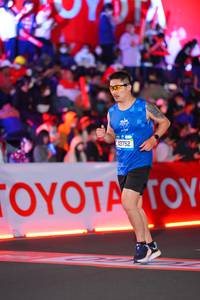 BIB: 43752
                            <button type="button" onclick="openModal(21640464)" class="btn btn-primary btn-sm float-right btn-popup" data-toggle="modal" data-target=".modal-high-quality">
                        <i class="fas fa-shopping-cart"></i> Add to Cart
                    </button>
                                            <button type="button" onclick="isThisMe(21640464, true)" class="btn btn-success btn-sm float-right btn-popup btn-isme hidden" data-toggle="tooltip" data-placement="bottom" title="นี่คือรูปของคุณใช่ไหม คลิกที่นี่เพื่อเอาเข้าอัลบั้ม">
                        <i class="fas fa-plus"></i> Add to album
                    </button>
                    <button type="button" onclick="isThisMe(21640464, false)" class="btn btn-warning btn-sm float-right btn-popup btn-isnotme hidden">
                        <i class="fas fa-ban"></i> Remove from album
                    </button>