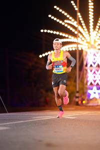 BIB: 40800, 0000
                            <button type="button" onclick="openModal(20672425)" class="btn btn-primary btn-sm float-right btn-popup" data-toggle="modal" data-target=".modal-high-quality">
                        <i class="fas fa-shopping-cart"></i> Add to Cart
                    </button>
                                            <button type="button" onclick="isThisMe(20672425, true)" class="btn btn-success btn-sm float-right btn-popup btn-isme hidden" data-toggle="tooltip" data-placement="bottom" title="นี่คือรูปของคุณใช่ไหม คลิกที่นี่เพื่อเอาเข้าอัลบั้ม">
                        <i class="fas fa-plus"></i> Add to album
                    </button>
                    <button type="button" onclick="isThisMe(20672425, false)" class="btn btn-warning btn-sm float-right btn-popup btn-isnotme hidden">
                        <i class="fas fa-ban"></i> Remove from album
                    </button>