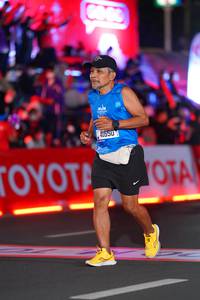 BIB: 41650
                            <button type="button" onclick="openModal(21645518)" class="btn btn-primary btn-sm float-right btn-popup" data-toggle="modal" data-target=".modal-high-quality">
                        <i class="fas fa-shopping-cart"></i> Add to Cart
                    </button>
                                            <button type="button" onclick="isThisMe(21645518, true)" class="btn btn-success btn-sm float-right btn-popup btn-isme hidden" data-toggle="tooltip" data-placement="bottom" title="นี่คือรูปของคุณใช่ไหม คลิกที่นี่เพื่อเอาเข้าอัลบั้ม">
                        <i class="fas fa-plus"></i> Add to album
                    </button>
                    <button type="button" onclick="isThisMe(21645518, false)" class="btn btn-warning btn-sm float-right btn-popup btn-isnotme hidden">
                        <i class="fas fa-ban"></i> Remove from album
                    </button>