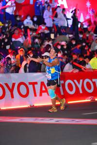 BIB: 062
                            <button type="button" onclick="openModal(21640304)" class="btn btn-primary btn-sm float-right btn-popup" data-toggle="modal" data-target=".modal-high-quality">
                        <i class="fas fa-shopping-cart"></i> Add to Cart
                    </button>
                                            <button type="button" onclick="isThisMe(21640304, true)" class="btn btn-success btn-sm float-right btn-popup btn-isme hidden" data-toggle="tooltip" data-placement="bottom" title="นี่คือรูปของคุณใช่ไหม คลิกที่นี่เพื่อเอาเข้าอัลบั้ม">
                        <i class="fas fa-plus"></i> Add to album
                    </button>
                    <button type="button" onclick="isThisMe(21640304, false)" class="btn btn-warning btn-sm float-right btn-popup btn-isnotme hidden">
                        <i class="fas fa-ban"></i> Remove from album
                    </button>