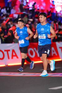 BIB: 2013, 41943
                            <button type="button" onclick="openModal(21642013)" class="btn btn-primary btn-sm float-right btn-popup" data-toggle="modal" data-target=".modal-high-quality">
                        <i class="fas fa-shopping-cart"></i> Add to Cart
                    </button>
                                            <button type="button" onclick="isThisMe(21642013, true)" class="btn btn-success btn-sm float-right btn-popup btn-isme hidden" data-toggle="tooltip" data-placement="bottom" title="นี่คือรูปของคุณใช่ไหม คลิกที่นี่เพื่อเอาเข้าอัลบั้ม">
                        <i class="fas fa-plus"></i> Add to album
                    </button>
                    <button type="button" onclick="isThisMe(21642013, false)" class="btn btn-warning btn-sm float-right btn-popup btn-isnotme hidden">
                        <i class="fas fa-ban"></i> Remove from album
                    </button>