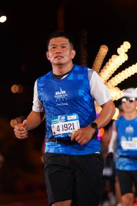 BIB: 2023, 43921
                            <button type="button" onclick="openModal(20990684)" class="btn btn-primary btn-sm float-right btn-popup" data-toggle="modal" data-target=".modal-high-quality">
                        <i class="fas fa-shopping-cart"></i> Add to Cart
                    </button>
                                            <button type="button" onclick="isThisMe(20990684, true)" class="btn btn-success btn-sm float-right btn-popup btn-isme hidden" data-toggle="tooltip" data-placement="bottom" title="นี่คือรูปของคุณใช่ไหม คลิกที่นี่เพื่อเอาเข้าอัลบั้ม">
                        <i class="fas fa-plus"></i> Add to album
                    </button>
                    <button type="button" onclick="isThisMe(20990684, false)" class="btn btn-warning btn-sm float-right btn-popup btn-isnotme hidden">
                        <i class="fas fa-ban"></i> Remove from album
                    </button>