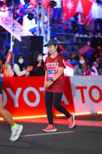 BIB: 580
                            <button type="button" onclick="openModal(21644402)" class="btn btn-primary btn-sm float-right btn-popup" data-toggle="modal" data-target=".modal-high-quality">
                        <i class="fas fa-shopping-cart"></i> Add to Cart
                    </button>
                                            <button type="button" onclick="isThisMe(21644402, true)" class="btn btn-success btn-sm float-right btn-popup btn-isme hidden" data-toggle="tooltip" data-placement="bottom" title="นี่คือรูปของคุณใช่ไหม คลิกที่นี่เพื่อเอาเข้าอัลบั้ม">
                        <i class="fas fa-plus"></i> Add to album
                    </button>
                    <button type="button" onclick="isThisMe(21644402, false)" class="btn btn-warning btn-sm float-right btn-popup btn-isnotme hidden">
                        <i class="fas fa-ban"></i> Remove from album
                    </button>