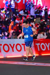 BIB: 44182
                            <button type="button" onclick="openModal(21637283)" class="btn btn-primary btn-sm float-right btn-popup" data-toggle="modal" data-target=".modal-high-quality">
                        <i class="fas fa-shopping-cart"></i> Add to Cart
                    </button>
                                            <button type="button" onclick="isThisMe(21637283, true)" class="btn btn-success btn-sm float-right btn-popup btn-isme hidden" data-toggle="tooltip" data-placement="bottom" title="นี่คือรูปของคุณใช่ไหม คลิกที่นี่เพื่อเอาเข้าอัลบั้ม">
                        <i class="fas fa-plus"></i> Add to album
                    </button>
                    <button type="button" onclick="isThisMe(21637283, false)" class="btn btn-warning btn-sm float-right btn-popup btn-isnotme hidden">
                        <i class="fas fa-ban"></i> Remove from album
                    </button>