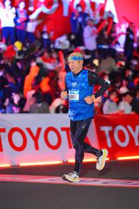 BIB: 43412
                            <button type="button" onclick="openModal(21637618)" class="btn btn-primary btn-sm float-right btn-popup" data-toggle="modal" data-target=".modal-high-quality">
                        <i class="fas fa-shopping-cart"></i> Add to Cart
                    </button>
                                            <button type="button" onclick="isThisMe(21637618, true)" class="btn btn-success btn-sm float-right btn-popup btn-isme hidden" data-toggle="tooltip" data-placement="bottom" title="นี่คือรูปของคุณใช่ไหม คลิกที่นี่เพื่อเอาเข้าอัลบั้ม">
                        <i class="fas fa-plus"></i> Add to album
                    </button>
                    <button type="button" onclick="isThisMe(21637618, false)" class="btn btn-warning btn-sm float-right btn-popup btn-isnotme hidden">
                        <i class="fas fa-ban"></i> Remove from album
                    </button>