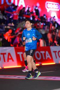 BIB: 2017, 42215
                            <button type="button" onclick="openModal(21644003)" class="btn btn-primary btn-sm float-right btn-popup" data-toggle="modal" data-target=".modal-high-quality">
                        <i class="fas fa-shopping-cart"></i> Add to Cart
                    </button>
                                            <button type="button" onclick="isThisMe(21644003, true)" class="btn btn-success btn-sm float-right btn-popup btn-isme hidden" data-toggle="tooltip" data-placement="bottom" title="นี่คือรูปของคุณใช่ไหม คลิกที่นี่เพื่อเอาเข้าอัลบั้ม">
                        <i class="fas fa-plus"></i> Add to album
                    </button>
                    <button type="button" onclick="isThisMe(21644003, false)" class="btn btn-warning btn-sm float-right btn-popup btn-isnotme hidden">
                        <i class="fas fa-ban"></i> Remove from album
                    </button>