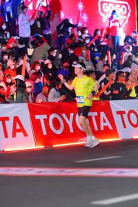 BIB: 1995
                            <button type="button" onclick="openModal(21639398)" class="btn btn-primary btn-sm float-right btn-popup" data-toggle="modal" data-target=".modal-high-quality">
                        <i class="fas fa-shopping-cart"></i> Add to Cart
                    </button>
                                            <button type="button" onclick="isThisMe(21639398, true)" class="btn btn-success btn-sm float-right btn-popup btn-isme hidden" data-toggle="tooltip" data-placement="bottom" title="นี่คือรูปของคุณใช่ไหม คลิกที่นี่เพื่อเอาเข้าอัลบั้ม">
                        <i class="fas fa-plus"></i> Add to album
                    </button>
                    <button type="button" onclick="isThisMe(21639398, false)" class="btn btn-warning btn-sm float-right btn-popup btn-isnotme hidden">
                        <i class="fas fa-ban"></i> Remove from album
                    </button>