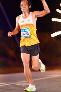 BIB: 40263
                            <button type="button" onclick="openModal(20674974)" class="btn btn-primary btn-sm float-right btn-popup" data-toggle="modal" data-target=".modal-high-quality">
                        <i class="fas fa-shopping-cart"></i> Add to Cart
                    </button>
                                            <button type="button" onclick="isThisMe(20674974, true)" class="btn btn-success btn-sm float-right btn-popup btn-isme hidden" data-toggle="tooltip" data-placement="bottom" title="นี่คือรูปของคุณใช่ไหม คลิกที่นี่เพื่อเอาเข้าอัลบั้ม">
                        <i class="fas fa-plus"></i> Add to album
                    </button>
                    <button type="button" onclick="isThisMe(20674974, false)" class="btn btn-warning btn-sm float-right btn-popup btn-isnotme hidden">
                        <i class="fas fa-ban"></i> Remove from album
                    </button>