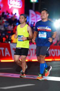 BIB: 43030, 43777
                            <button type="button" onclick="openModal(21644966)" class="btn btn-primary btn-sm float-right btn-popup" data-toggle="modal" data-target=".modal-high-quality">
                        <i class="fas fa-shopping-cart"></i> Add to Cart
                    </button>
                                            <button type="button" onclick="isThisMe(21644966, true)" class="btn btn-success btn-sm float-right btn-popup btn-isme hidden" data-toggle="tooltip" data-placement="bottom" title="นี่คือรูปของคุณใช่ไหม คลิกที่นี่เพื่อเอาเข้าอัลบั้ม">
                        <i class="fas fa-plus"></i> Add to album
                    </button>
                    <button type="button" onclick="isThisMe(21644966, false)" class="btn btn-warning btn-sm float-right btn-popup btn-isnotme hidden">
                        <i class="fas fa-ban"></i> Remove from album
                    </button>