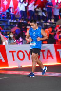 BIB: 43605
                            <button type="button" onclick="openModal(21643981)" class="btn btn-primary btn-sm float-right btn-popup" data-toggle="modal" data-target=".modal-high-quality">
                        <i class="fas fa-shopping-cart"></i> Add to Cart
                    </button>
                                            <button type="button" onclick="isThisMe(21643981, true)" class="btn btn-success btn-sm float-right btn-popup btn-isme hidden" data-toggle="tooltip" data-placement="bottom" title="นี่คือรูปของคุณใช่ไหม คลิกที่นี่เพื่อเอาเข้าอัลบั้ม">
                        <i class="fas fa-plus"></i> Add to album
                    </button>
                    <button type="button" onclick="isThisMe(21643981, false)" class="btn btn-warning btn-sm float-right btn-popup btn-isnotme hidden">
                        <i class="fas fa-ban"></i> Remove from album
                    </button>