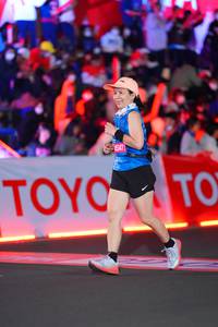 BIB: 45347
                            <button type="button" onclick="openModal(21637904)" class="btn btn-primary btn-sm float-right btn-popup" data-toggle="modal" data-target=".modal-high-quality">
                        <i class="fas fa-shopping-cart"></i> Add to Cart
                    </button>
                                            <button type="button" onclick="isThisMe(21637904, true)" class="btn btn-success btn-sm float-right btn-popup btn-isme hidden" data-toggle="tooltip" data-placement="bottom" title="นี่คือรูปของคุณใช่ไหม คลิกที่นี่เพื่อเอาเข้าอัลบั้ม">
                        <i class="fas fa-plus"></i> Add to album
                    </button>
                    <button type="button" onclick="isThisMe(21637904, false)" class="btn btn-warning btn-sm float-right btn-popup btn-isnotme hidden">
                        <i class="fas fa-ban"></i> Remove from album
                    </button>