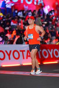 BIB: 42615
                            <button type="button" onclick="openModal(21642915)" class="btn btn-primary btn-sm float-right btn-popup" data-toggle="modal" data-target=".modal-high-quality">
                        <i class="fas fa-shopping-cart"></i> Add to Cart
                    </button>
                                            <button type="button" onclick="isThisMe(21642915, true)" class="btn btn-success btn-sm float-right btn-popup btn-isme hidden" data-toggle="tooltip" data-placement="bottom" title="นี่คือรูปของคุณใช่ไหม คลิกที่นี่เพื่อเอาเข้าอัลบั้ม">
                        <i class="fas fa-plus"></i> Add to album
                    </button>
                    <button type="button" onclick="isThisMe(21642915, false)" class="btn btn-warning btn-sm float-right btn-popup btn-isnotme hidden">
                        <i class="fas fa-ban"></i> Remove from album
                    </button>