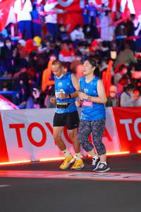 BIB: 46052
                            <button type="button" onclick="openModal(21638358)" class="btn btn-primary btn-sm float-right btn-popup" data-toggle="modal" data-target=".modal-high-quality">
                        <i class="fas fa-shopping-cart"></i> Add to Cart
                    </button>
                                            <button type="button" onclick="isThisMe(21638358, true)" class="btn btn-success btn-sm float-right btn-popup btn-isme hidden" data-toggle="tooltip" data-placement="bottom" title="นี่คือรูปของคุณใช่ไหม คลิกที่นี่เพื่อเอาเข้าอัลบั้ม">
                        <i class="fas fa-plus"></i> Add to album
                    </button>
                    <button type="button" onclick="isThisMe(21638358, false)" class="btn btn-warning btn-sm float-right btn-popup btn-isnotme hidden">
                        <i class="fas fa-ban"></i> Remove from album
                    </button>