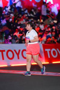 BIB: 2009
                            <button type="button" onclick="openModal(21642960)" class="btn btn-primary btn-sm float-right btn-popup" data-toggle="modal" data-target=".modal-high-quality">
                        <i class="fas fa-shopping-cart"></i> Add to Cart
                    </button>
                                            <button type="button" onclick="isThisMe(21642960, true)" class="btn btn-success btn-sm float-right btn-popup btn-isme hidden" data-toggle="tooltip" data-placement="bottom" title="นี่คือรูปของคุณใช่ไหม คลิกที่นี่เพื่อเอาเข้าอัลบั้ม">
                        <i class="fas fa-plus"></i> Add to album
                    </button>
                    <button type="button" onclick="isThisMe(21642960, false)" class="btn btn-warning btn-sm float-right btn-popup btn-isnotme hidden">
                        <i class="fas fa-ban"></i> Remove from album
                    </button>