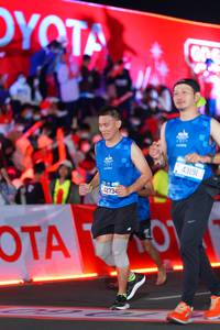 BIB: 4273, 201, 43191
                            <button type="button" onclick="openModal(21638796)" class="btn btn-primary btn-sm float-right btn-popup" data-toggle="modal" data-target=".modal-high-quality">
                        <i class="fas fa-shopping-cart"></i> Add to Cart
                    </button>
                                            <button type="button" onclick="isThisMe(21638796, true)" class="btn btn-success btn-sm float-right btn-popup btn-isme hidden" data-toggle="tooltip" data-placement="bottom" title="นี่คือรูปของคุณใช่ไหม คลิกที่นี่เพื่อเอาเข้าอัลบั้ม">
                        <i class="fas fa-plus"></i> Add to album
                    </button>
                    <button type="button" onclick="isThisMe(21638796, false)" class="btn btn-warning btn-sm float-right btn-popup btn-isnotme hidden">
                        <i class="fas fa-ban"></i> Remove from album
                    </button>