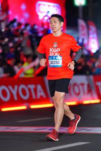 BIB: 42250
                            <button type="button" onclick="openModal(21639343)" class="btn btn-primary btn-sm float-right btn-popup" data-toggle="modal" data-target=".modal-high-quality">
                        <i class="fas fa-shopping-cart"></i> Add to Cart
                    </button>
                                            <button type="button" onclick="isThisMe(21639343, true)" class="btn btn-success btn-sm float-right btn-popup btn-isme hidden" data-toggle="tooltip" data-placement="bottom" title="นี่คือรูปของคุณใช่ไหม คลิกที่นี่เพื่อเอาเข้าอัลบั้ม">
                        <i class="fas fa-plus"></i> Add to album
                    </button>
                    <button type="button" onclick="isThisMe(21639343, false)" class="btn btn-warning btn-sm float-right btn-popup btn-isnotme hidden">
                        <i class="fas fa-ban"></i> Remove from album
                    </button>