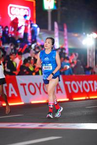 BIB: 1911, 66458
                            <button type="button" onclick="openModal(21638586)" class="btn btn-primary btn-sm float-right btn-popup" data-toggle="modal" data-target=".modal-high-quality">
                        <i class="fas fa-shopping-cart"></i> Add to Cart
                    </button>
                                            <button type="button" onclick="isThisMe(21638586, true)" class="btn btn-success btn-sm float-right btn-popup btn-isme hidden" data-toggle="tooltip" data-placement="bottom" title="นี่คือรูปของคุณใช่ไหม คลิกที่นี่เพื่อเอาเข้าอัลบั้ม">
                        <i class="fas fa-plus"></i> Add to album
                    </button>
                    <button type="button" onclick="isThisMe(21638586, false)" class="btn btn-warning btn-sm float-right btn-popup btn-isnotme hidden">
                        <i class="fas fa-ban"></i> Remove from album
                    </button>