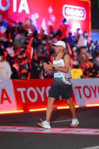 BIB: 42589
                            <button type="button" onclick="openModal(21641667)" class="btn btn-primary btn-sm float-right btn-popup" data-toggle="modal" data-target=".modal-high-quality">
                        <i class="fas fa-shopping-cart"></i> Add to Cart
                    </button>
                                            <button type="button" onclick="isThisMe(21641667, true)" class="btn btn-success btn-sm float-right btn-popup btn-isme hidden" data-toggle="tooltip" data-placement="bottom" title="นี่คือรูปของคุณใช่ไหม คลิกที่นี่เพื่อเอาเข้าอัลบั้ม">
                        <i class="fas fa-plus"></i> Add to album
                    </button>
                    <button type="button" onclick="isThisMe(21641667, false)" class="btn btn-warning btn-sm float-right btn-popup btn-isnotme hidden">
                        <i class="fas fa-ban"></i> Remove from album
                    </button>