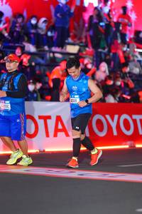 BIB: 43552, 12119
                            <button type="button" onclick="openModal(21644976)" class="btn btn-primary btn-sm float-right btn-popup" data-toggle="modal" data-target=".modal-high-quality">
                        <i class="fas fa-shopping-cart"></i> Add to Cart
                    </button>
                                            <button type="button" onclick="isThisMe(21644976, true)" class="btn btn-success btn-sm float-right btn-popup btn-isme hidden" data-toggle="tooltip" data-placement="bottom" title="นี่คือรูปของคุณใช่ไหม คลิกที่นี่เพื่อเอาเข้าอัลบั้ม">
                        <i class="fas fa-plus"></i> Add to album
                    </button>
                    <button type="button" onclick="isThisMe(21644976, false)" class="btn btn-warning btn-sm float-right btn-popup btn-isnotme hidden">
                        <i class="fas fa-ban"></i> Remove from album
                    </button>