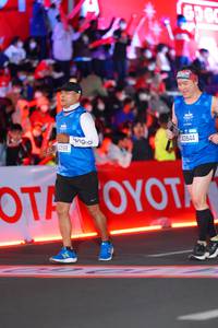 BIB: 43644
                            <button type="button" onclick="openModal(21638279)" class="btn btn-primary btn-sm float-right btn-popup" data-toggle="modal" data-target=".modal-high-quality">
                        <i class="fas fa-shopping-cart"></i> Add to Cart
                    </button>
                                            <button type="button" onclick="isThisMe(21638279, true)" class="btn btn-success btn-sm float-right btn-popup btn-isme hidden" data-toggle="tooltip" data-placement="bottom" title="นี่คือรูปของคุณใช่ไหม คลิกที่นี่เพื่อเอาเข้าอัลบั้ม">
                        <i class="fas fa-plus"></i> Add to album
                    </button>
                    <button type="button" onclick="isThisMe(21638279, false)" class="btn btn-warning btn-sm float-right btn-popup btn-isnotme hidden">
                        <i class="fas fa-ban"></i> Remove from album
                    </button>