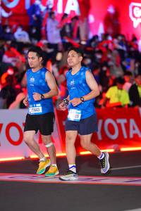 BIB: 77443
                            <button type="button" onclick="openModal(21639131)" class="btn btn-primary btn-sm float-right btn-popup" data-toggle="modal" data-target=".modal-high-quality">
                        <i class="fas fa-shopping-cart"></i> Add to Cart
                    </button>
                                            <button type="button" onclick="isThisMe(21639131, true)" class="btn btn-success btn-sm float-right btn-popup btn-isme hidden" data-toggle="tooltip" data-placement="bottom" title="นี่คือรูปของคุณใช่ไหม คลิกที่นี่เพื่อเอาเข้าอัลบั้ม">
                        <i class="fas fa-plus"></i> Add to album
                    </button>
                    <button type="button" onclick="isThisMe(21639131, false)" class="btn btn-warning btn-sm float-right btn-popup btn-isnotme hidden">
                        <i class="fas fa-ban"></i> Remove from album
                    </button>