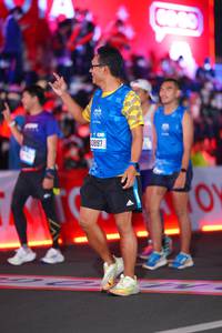 BIB: 3897
                            <button type="button" onclick="openModal(21645042)" class="btn btn-primary btn-sm float-right btn-popup" data-toggle="modal" data-target=".modal-high-quality">
                        <i class="fas fa-shopping-cart"></i> Add to Cart
                    </button>
                                            <button type="button" onclick="isThisMe(21645042, true)" class="btn btn-success btn-sm float-right btn-popup btn-isme hidden" data-toggle="tooltip" data-placement="bottom" title="นี่คือรูปของคุณใช่ไหม คลิกที่นี่เพื่อเอาเข้าอัลบั้ม">
                        <i class="fas fa-plus"></i> Add to album
                    </button>
                    <button type="button" onclick="isThisMe(21645042, false)" class="btn btn-warning btn-sm float-right btn-popup btn-isnotme hidden">
                        <i class="fas fa-ban"></i> Remove from album
                    </button>