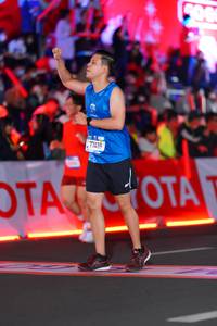 BIB: 77439
                            <button type="button" onclick="openModal(21641794)" class="btn btn-primary btn-sm float-right btn-popup" data-toggle="modal" data-target=".modal-high-quality">
                        <i class="fas fa-shopping-cart"></i> Add to Cart
                    </button>
                                            <button type="button" onclick="isThisMe(21641794, true)" class="btn btn-success btn-sm float-right btn-popup btn-isme hidden" data-toggle="tooltip" data-placement="bottom" title="นี่คือรูปของคุณใช่ไหม คลิกที่นี่เพื่อเอาเข้าอัลบั้ม">
                        <i class="fas fa-plus"></i> Add to album
                    </button>
                    <button type="button" onclick="isThisMe(21641794, false)" class="btn btn-warning btn-sm float-right btn-popup btn-isnotme hidden">
                        <i class="fas fa-ban"></i> Remove from album
                    </button>