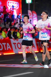 BIB: 41489, 41994
                            <button type="button" onclick="openModal(21639961)" class="btn btn-primary btn-sm float-right btn-popup" data-toggle="modal" data-target=".modal-high-quality">
                        <i class="fas fa-shopping-cart"></i> Add to Cart
                    </button>
                                            <button type="button" onclick="isThisMe(21639961, true)" class="btn btn-success btn-sm float-right btn-popup btn-isme hidden" data-toggle="tooltip" data-placement="bottom" title="นี่คือรูปของคุณใช่ไหม คลิกที่นี่เพื่อเอาเข้าอัลบั้ม">
                        <i class="fas fa-plus"></i> Add to album
                    </button>
                    <button type="button" onclick="isThisMe(21639961, false)" class="btn btn-warning btn-sm float-right btn-popup btn-isnotme hidden">
                        <i class="fas fa-ban"></i> Remove from album
                    </button>