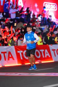 BIB: 42598
                            <button type="button" onclick="openModal(21638245)" class="btn btn-primary btn-sm float-right btn-popup" data-toggle="modal" data-target=".modal-high-quality">
                        <i class="fas fa-shopping-cart"></i> Add to Cart
                    </button>
                                            <button type="button" onclick="isThisMe(21638245, true)" class="btn btn-success btn-sm float-right btn-popup btn-isme hidden" data-toggle="tooltip" data-placement="bottom" title="นี่คือรูปของคุณใช่ไหม คลิกที่นี่เพื่อเอาเข้าอัลบั้ม">
                        <i class="fas fa-plus"></i> Add to album
                    </button>
                    <button type="button" onclick="isThisMe(21638245, false)" class="btn btn-warning btn-sm float-right btn-popup btn-isnotme hidden">
                        <i class="fas fa-ban"></i> Remove from album
                    </button>