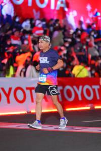 BIB: 201
                            <button type="button" onclick="openModal(21643081)" class="btn btn-primary btn-sm float-right btn-popup" data-toggle="modal" data-target=".modal-high-quality">
                        <i class="fas fa-shopping-cart"></i> Add to Cart
                    </button>
                                            <button type="button" onclick="isThisMe(21643081, true)" class="btn btn-success btn-sm float-right btn-popup btn-isme hidden" data-toggle="tooltip" data-placement="bottom" title="นี่คือรูปของคุณใช่ไหม คลิกที่นี่เพื่อเอาเข้าอัลบั้ม">
                        <i class="fas fa-plus"></i> Add to album
                    </button>
                    <button type="button" onclick="isThisMe(21643081, false)" class="btn btn-warning btn-sm float-right btn-popup btn-isnotme hidden">
                        <i class="fas fa-ban"></i> Remove from album
                    </button>