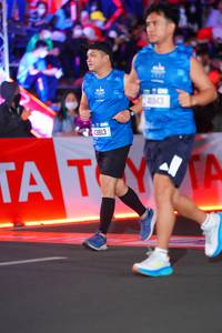 BIB: 43813
                            <button type="button" onclick="openModal(21642012)" class="btn btn-primary btn-sm float-right btn-popup" data-toggle="modal" data-target=".modal-high-quality">
                        <i class="fas fa-shopping-cart"></i> Add to Cart
                    </button>
                                            <button type="button" onclick="isThisMe(21642012, true)" class="btn btn-success btn-sm float-right btn-popup btn-isme hidden" data-toggle="tooltip" data-placement="bottom" title="นี่คือรูปของคุณใช่ไหม คลิกที่นี่เพื่อเอาเข้าอัลบั้ม">
                        <i class="fas fa-plus"></i> Add to album
                    </button>
                    <button type="button" onclick="isThisMe(21642012, false)" class="btn btn-warning btn-sm float-right btn-popup btn-isnotme hidden">
                        <i class="fas fa-ban"></i> Remove from album
                    </button>