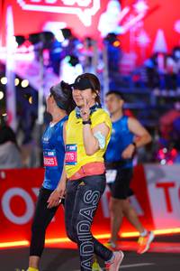 BIB: 9776
                            <button type="button" onclick="openModal(21643891)" class="btn btn-primary btn-sm float-right btn-popup" data-toggle="modal" data-target=".modal-high-quality">
                        <i class="fas fa-shopping-cart"></i> Add to Cart
                    </button>
                                            <button type="button" onclick="isThisMe(21643891, true)" class="btn btn-success btn-sm float-right btn-popup btn-isme hidden" data-toggle="tooltip" data-placement="bottom" title="นี่คือรูปของคุณใช่ไหม คลิกที่นี่เพื่อเอาเข้าอัลบั้ม">
                        <i class="fas fa-plus"></i> Add to album
                    </button>
                    <button type="button" onclick="isThisMe(21643891, false)" class="btn btn-warning btn-sm float-right btn-popup btn-isnotme hidden">
                        <i class="fas fa-ban"></i> Remove from album
                    </button>