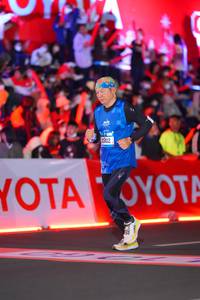 BIB: 3412
                            <button type="button" onclick="openModal(21637629)" class="btn btn-primary btn-sm float-right btn-popup" data-toggle="modal" data-target=".modal-high-quality">
                        <i class="fas fa-shopping-cart"></i> Add to Cart
                    </button>
                                            <button type="button" onclick="isThisMe(21637629, true)" class="btn btn-success btn-sm float-right btn-popup btn-isme hidden" data-toggle="tooltip" data-placement="bottom" title="นี่คือรูปของคุณใช่ไหม คลิกที่นี่เพื่อเอาเข้าอัลบั้ม">
                        <i class="fas fa-plus"></i> Add to album
                    </button>
                    <button type="button" onclick="isThisMe(21637629, false)" class="btn btn-warning btn-sm float-right btn-popup btn-isnotme hidden">
                        <i class="fas fa-ban"></i> Remove from album
                    </button>