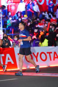 BIB: 2006
                            <button type="button" onclick="openModal(21641035)" class="btn btn-primary btn-sm float-right btn-popup" data-toggle="modal" data-target=".modal-high-quality">
                        <i class="fas fa-shopping-cart"></i> Add to Cart
                    </button>
                                            <button type="button" onclick="isThisMe(21641035, true)" class="btn btn-success btn-sm float-right btn-popup btn-isme hidden" data-toggle="tooltip" data-placement="bottom" title="นี่คือรูปของคุณใช่ไหม คลิกที่นี่เพื่อเอาเข้าอัลบั้ม">
                        <i class="fas fa-plus"></i> Add to album
                    </button>
                    <button type="button" onclick="isThisMe(21641035, false)" class="btn btn-warning btn-sm float-right btn-popup btn-isnotme hidden">
                        <i class="fas fa-ban"></i> Remove from album
                    </button>