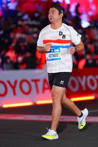 BIB: 42909
                            <button type="button" onclick="openModal(21643159)" class="btn btn-primary btn-sm float-right btn-popup" data-toggle="modal" data-target=".modal-high-quality">
                        <i class="fas fa-shopping-cart"></i> Add to Cart
                    </button>
                                            <button type="button" onclick="isThisMe(21643159, true)" class="btn btn-success btn-sm float-right btn-popup btn-isme hidden" data-toggle="tooltip" data-placement="bottom" title="นี่คือรูปของคุณใช่ไหม คลิกที่นี่เพื่อเอาเข้าอัลบั้ม">
                        <i class="fas fa-plus"></i> Add to album
                    </button>
                    <button type="button" onclick="isThisMe(21643159, false)" class="btn btn-warning btn-sm float-right btn-popup btn-isnotme hidden">
                        <i class="fas fa-ban"></i> Remove from album
                    </button>