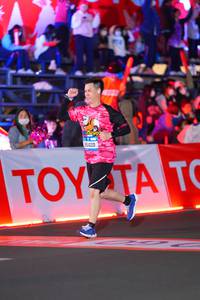 BIB: 5420
                            <button type="button" onclick="openModal(21646052)" class="btn btn-primary btn-sm float-right btn-popup" data-toggle="modal" data-target=".modal-high-quality">
                        <i class="fas fa-shopping-cart"></i> Add to Cart
                    </button>
                                            <button type="button" onclick="isThisMe(21646052, true)" class="btn btn-success btn-sm float-right btn-popup btn-isme hidden" data-toggle="tooltip" data-placement="bottom" title="นี่คือรูปของคุณใช่ไหม คลิกที่นี่เพื่อเอาเข้าอัลบั้ม">
                        <i class="fas fa-plus"></i> Add to album
                    </button>
                    <button type="button" onclick="isThisMe(21646052, false)" class="btn btn-warning btn-sm float-right btn-popup btn-isnotme hidden">
                        <i class="fas fa-ban"></i> Remove from album
                    </button>