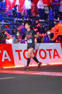 BIB: 41572
                            <button type="button" onclick="openModal(21644156)" class="btn btn-primary btn-sm float-right btn-popup" data-toggle="modal" data-target=".modal-high-quality">
                        <i class="fas fa-shopping-cart"></i> Add to Cart
                    </button>
                                            <button type="button" onclick="isThisMe(21644156, true)" class="btn btn-success btn-sm float-right btn-popup btn-isme hidden" data-toggle="tooltip" data-placement="bottom" title="นี่คือรูปของคุณใช่ไหม คลิกที่นี่เพื่อเอาเข้าอัลบั้ม">
                        <i class="fas fa-plus"></i> Add to album
                    </button>
                    <button type="button" onclick="isThisMe(21644156, false)" class="btn btn-warning btn-sm float-right btn-popup btn-isnotme hidden">
                        <i class="fas fa-ban"></i> Remove from album
                    </button>