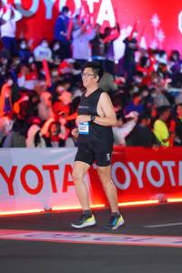 BIB: 63407
                            <button type="button" onclick="openModal(21637837)" class="btn btn-primary btn-sm float-right btn-popup" data-toggle="modal" data-target=".modal-high-quality">
                        <i class="fas fa-shopping-cart"></i> Add to Cart
                    </button>
                                            <button type="button" onclick="isThisMe(21637837, true)" class="btn btn-success btn-sm float-right btn-popup btn-isme hidden" data-toggle="tooltip" data-placement="bottom" title="นี่คือรูปของคุณใช่ไหม คลิกที่นี่เพื่อเอาเข้าอัลบั้ม">
                        <i class="fas fa-plus"></i> Add to album
                    </button>
                    <button type="button" onclick="isThisMe(21637837, false)" class="btn btn-warning btn-sm float-right btn-popup btn-isnotme hidden">
                        <i class="fas fa-ban"></i> Remove from album
                    </button>