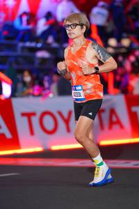 BIB: 40331
                            <button type="button" onclick="openModal(21645895)" class="btn btn-primary btn-sm float-right btn-popup" data-toggle="modal" data-target=".modal-high-quality">
                        <i class="fas fa-shopping-cart"></i> Add to Cart
                    </button>
                                            <button type="button" onclick="isThisMe(21645895, true)" class="btn btn-success btn-sm float-right btn-popup btn-isme hidden" data-toggle="tooltip" data-placement="bottom" title="นี่คือรูปของคุณใช่ไหม คลิกที่นี่เพื่อเอาเข้าอัลบั้ม">
                        <i class="fas fa-plus"></i> Add to album
                    </button>
                    <button type="button" onclick="isThisMe(21645895, false)" class="btn btn-warning btn-sm float-right btn-popup btn-isnotme hidden">
                        <i class="fas fa-ban"></i> Remove from album
                    </button>